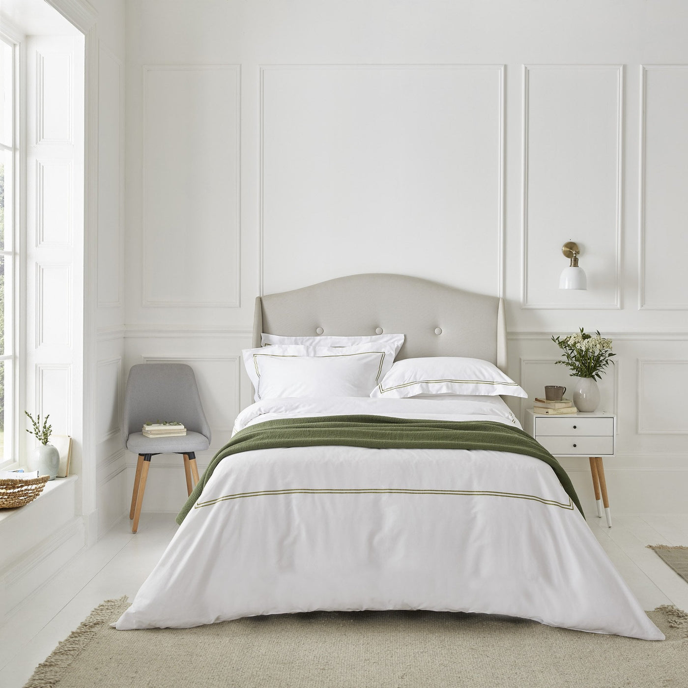 Lexington 300TC Sateen Olive Green & White Two Line Bed Linen Collection