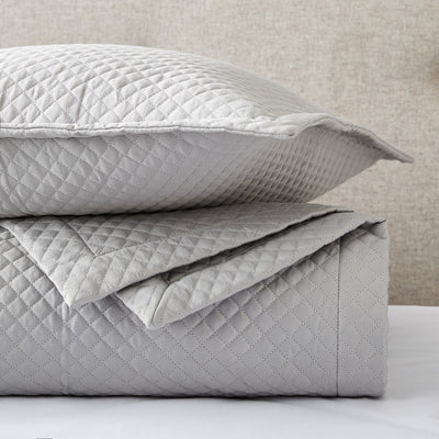 Grosvenor Quilted Bedspreads and Cushion Covers