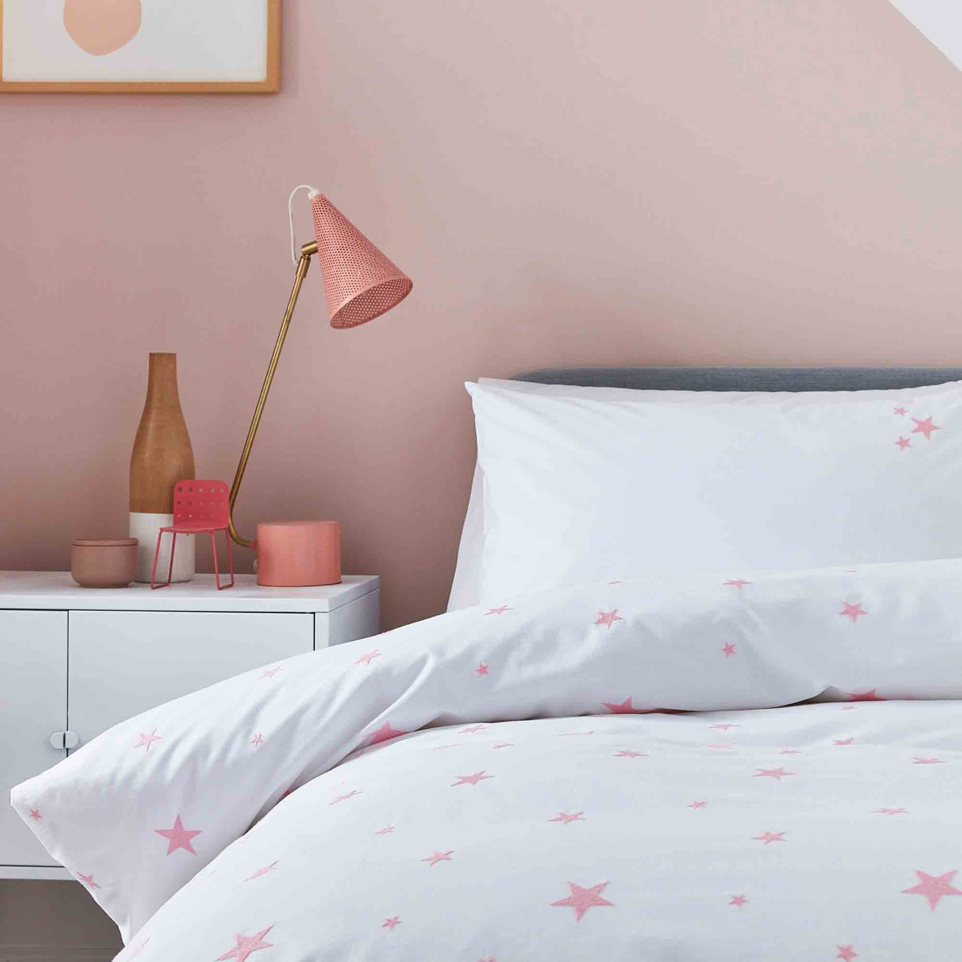 Scattered Stars White and Pink Organic Cotton Bedding
