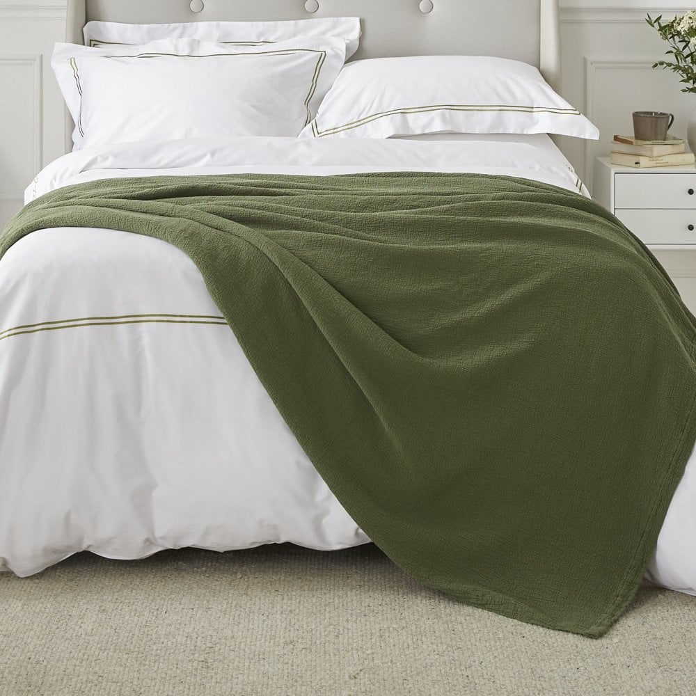 Hampton Cotton Matelasse Throw