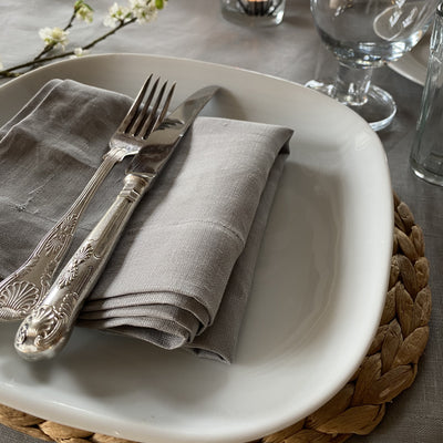 Carmen Monogrammed Embroidered Napkin with One Initial